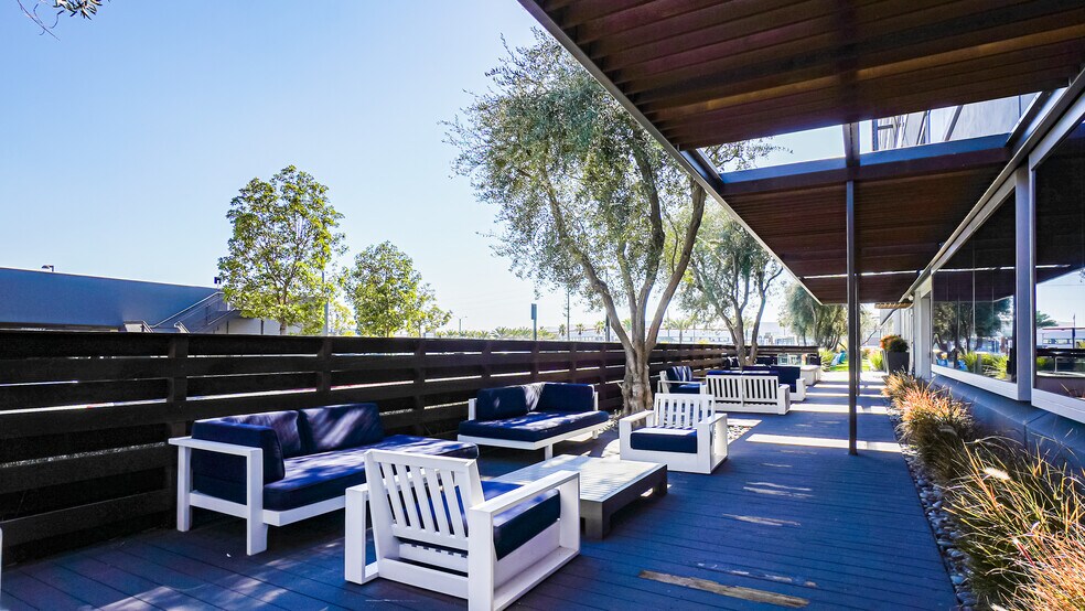 More Photos Of 2101 E El Segundo Blvd, El Segundo Office For Lease