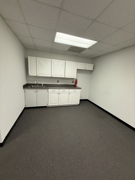More Photos Of 852 Gold Hill Rd, Fort Mill Office For Sale