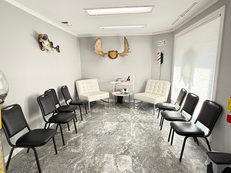 More Photos Of 313 HWY 84 hwy, Cairo Flex For Sale