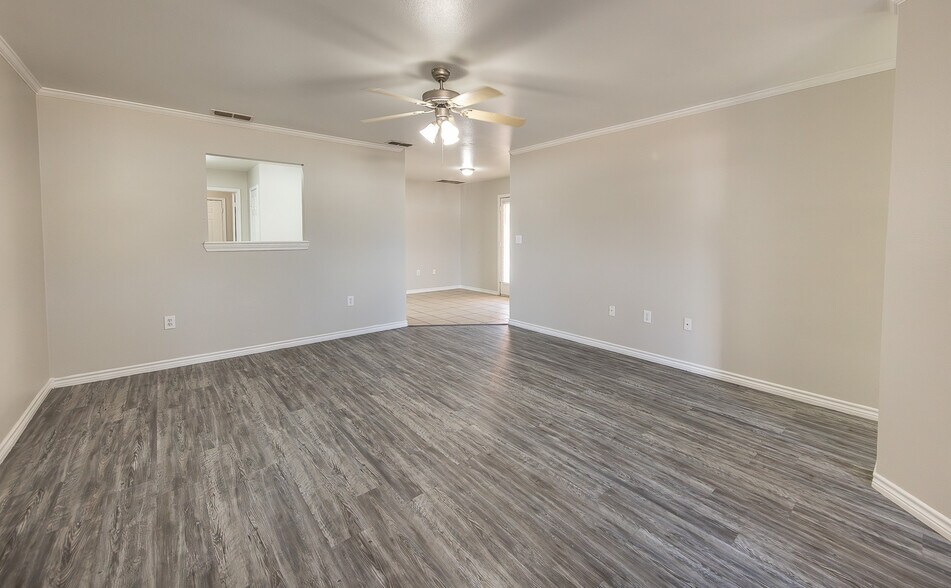 More Photos Of 602 N Belmont, Lubbock Apartments For Sale
