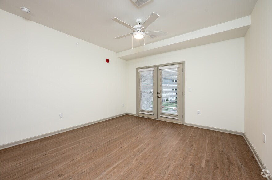 More Photos Of 2755 Red Bloom Dr, Greenwood Apartments For Lease