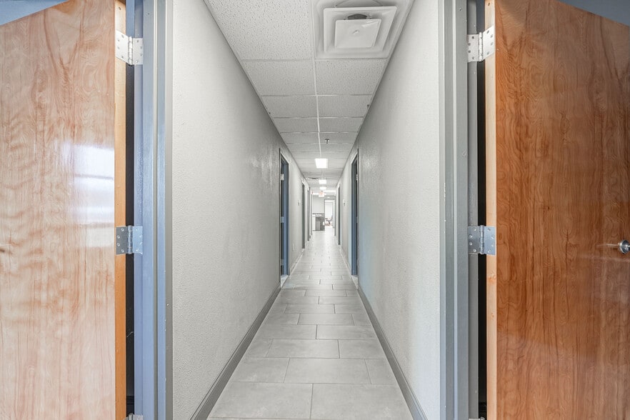 More Photos Of 49 Ironside Ct, Willingboro Manufacturing For Lease