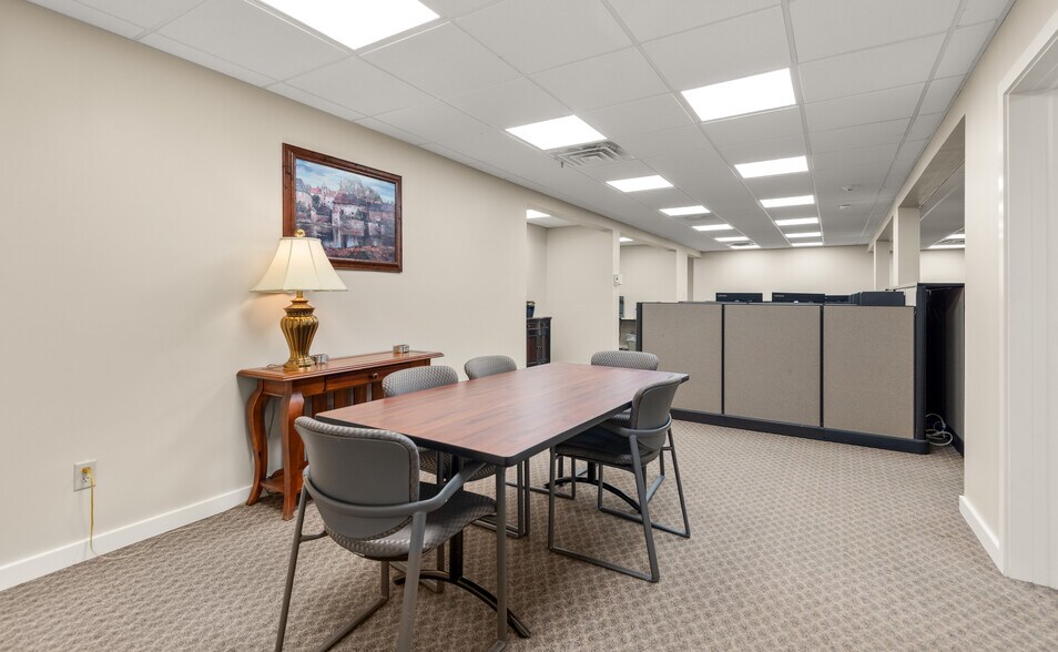 More Photos Of 1288 Valley Forge Rd, Valley Forge Office For Sale
