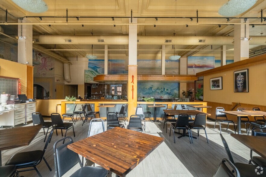 More Photos Of 75 Montgomery St, Jersey City Office For Lease