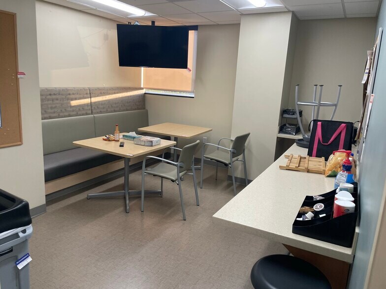 More Photos Of 11525 Brookshire Ave, Downey Medical For Lease