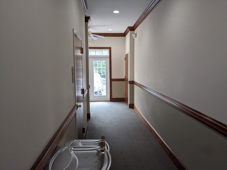 More Photos Of 219 Williamson Rd, Mooresville Office Residential For Lease