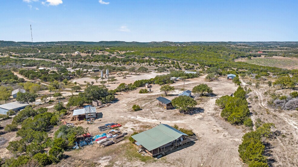 More Photos Of 8662 US 281 hwy, Blanco Land For Sale