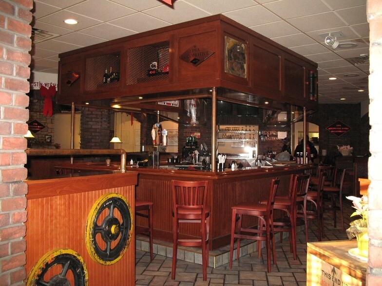 More Photos Of 1507 Harding Hwy, Lima Restaurant For Sale