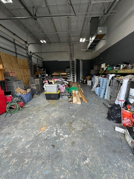 More Photos Of 3111 Fortune Way, Wellington Warehouse For Lease