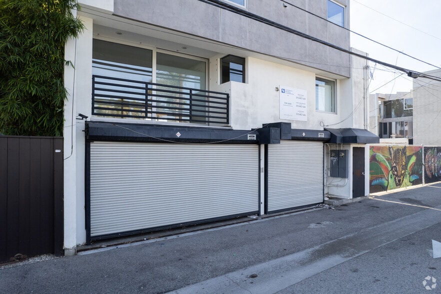 More Photos Of 1319 Abbot Kinney Blvd, Venice Loft Creative Space For Lease