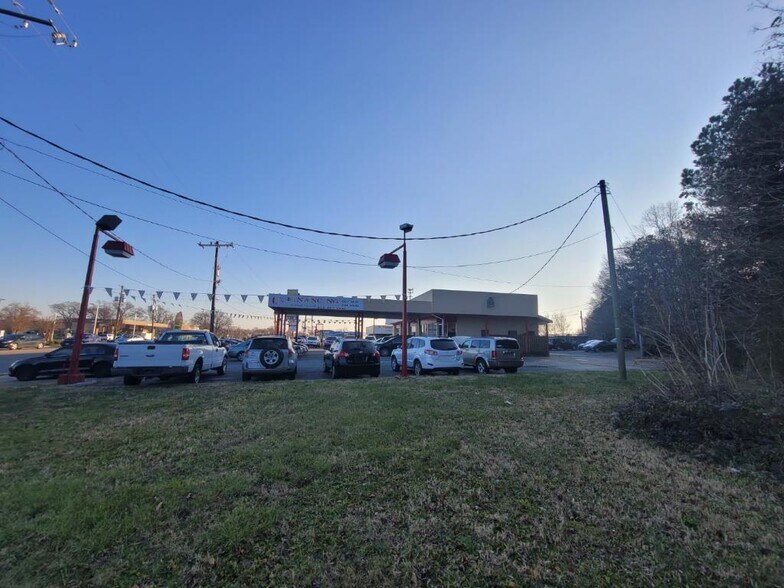 More Photos Of 5308 Brook Rd, Richmond Fast Food For Sale