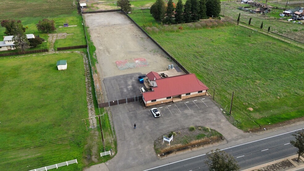 More Photos Of 6201 Bradshaw Rd, Sacramento Industrial For Sale