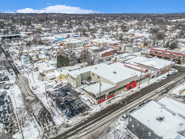 More Photos Of 109 S Wayne Ave, Lockland Storefront For Sale
