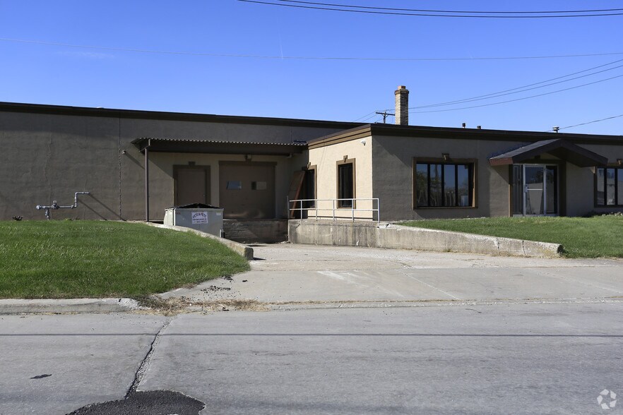 More Photos Of 14501 Industrial Ave, Maple Heights Manufacturing For Lease