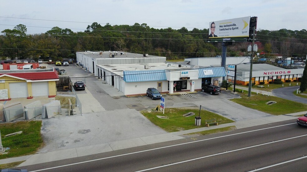 More Photos Of 10221 Beach Blvd, Jacksonville Warehouse For Lease