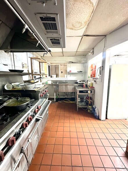 More Photos Of 103 W Monroe Ave, Okolona Convenience Store For Sale