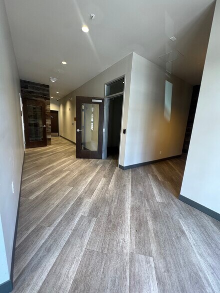 More Photos Of 932-936 Southwood Blvd, Incline Village Loft Creative Space For Lease