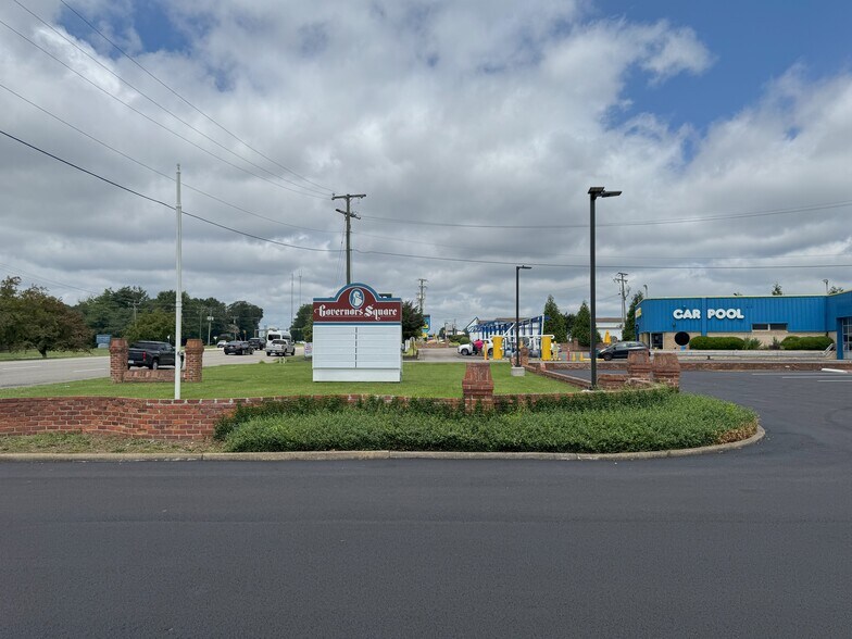 More Photos Of 9840 Midlothian Tpke, Richmond Unknown For Lease