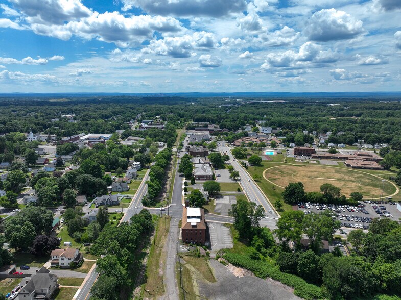 More Photos Of 35 Oakland St, Manchester Warehouse For Sale
