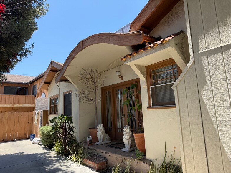 More Photos Of 1463-1467 Wellesley Ave, Los Angeles Land For Sale