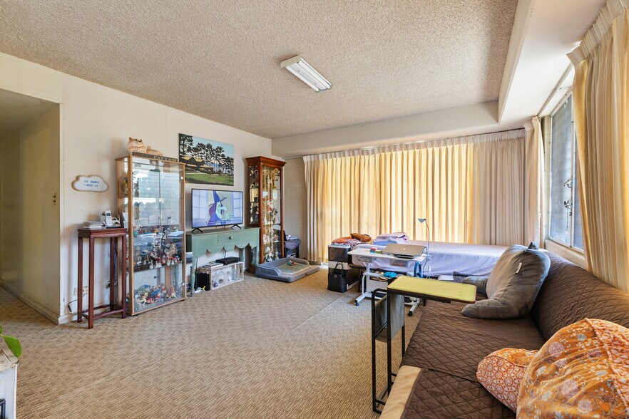 More Photos Of 2318 Lime St, Honolulu Apartments For Sale