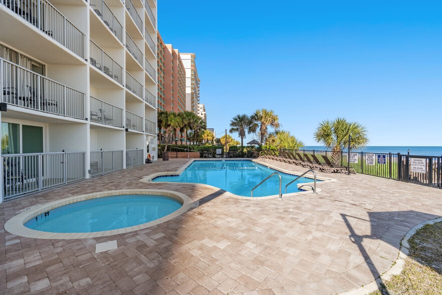 More Photos Of 2209 S Ocean Blvd, Myrtle Beach Hotel For Sale
