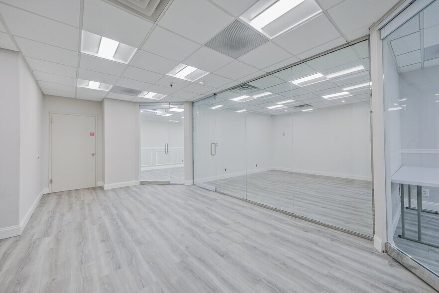 More Photos Of 41 Grand Ave, River Edge Office For Lease