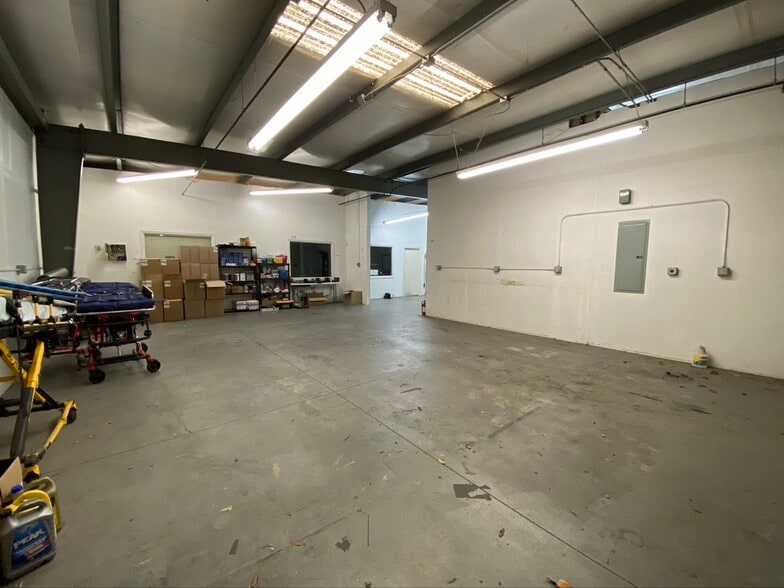 More Photos Of 1224 6th St, Modesto Warehouse For Lease