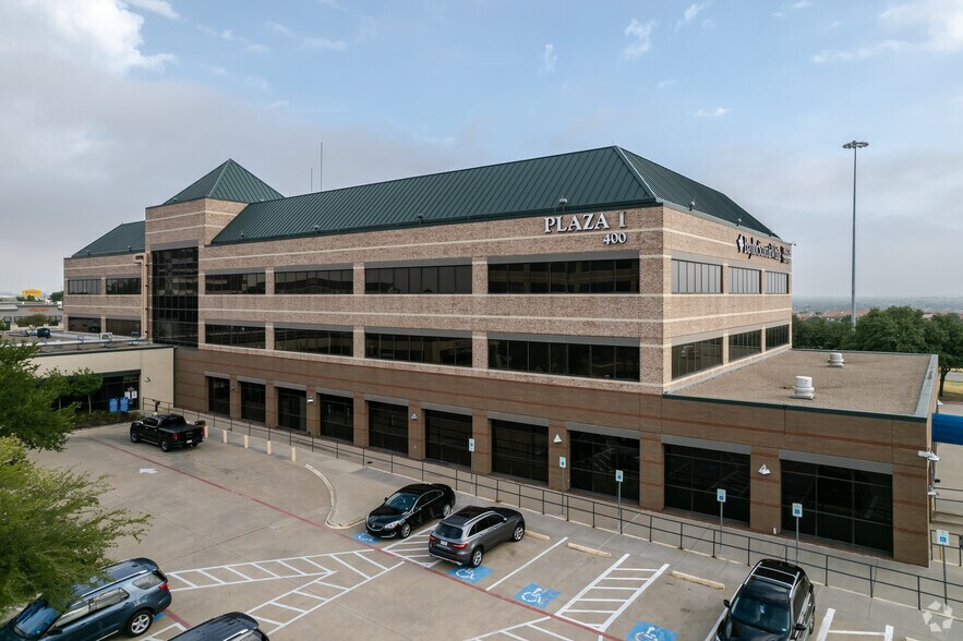 More Photos Of 400 W LBJ Fwy, Irving Office For Sale