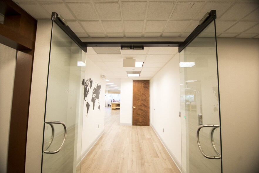 More Photos Of 30 W Park Pl, Morristown Office For Lease