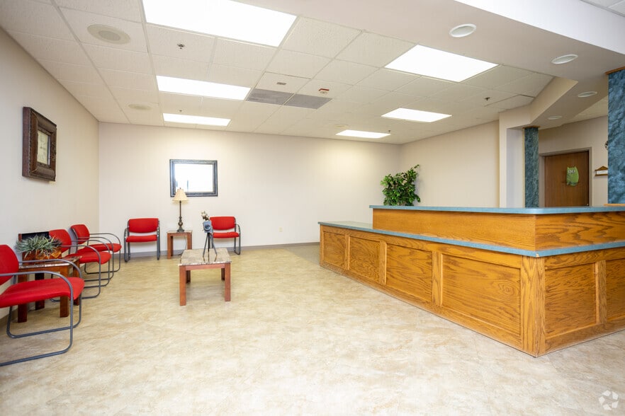 More Photos Of 1713 Marion-Mt Gilead Rd, Marion Storefront Retail Office For Sale
