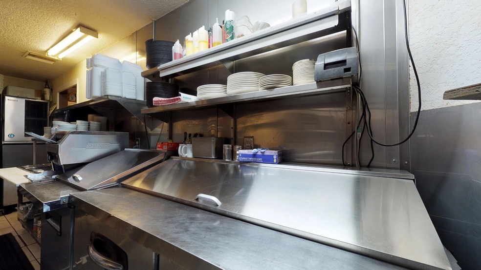 More Photos Of 9576 N Citrus Springs Blvd, Citrus Springs Restaurant For Lease