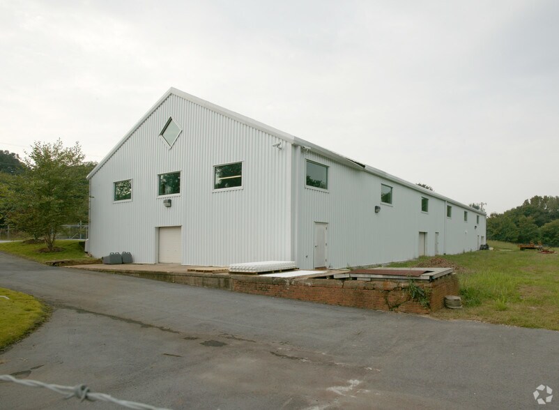More Photos Of 501 Furman Rd, Greenville Light Manufacturing For Sale
