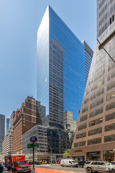 More Photos Of 510 Madison Ave, New York Office For Lease