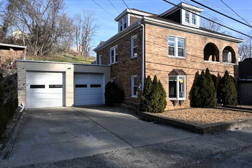 More Photos Of 1102 Wilhelm Ave, Pittsburgh Flex For Sale