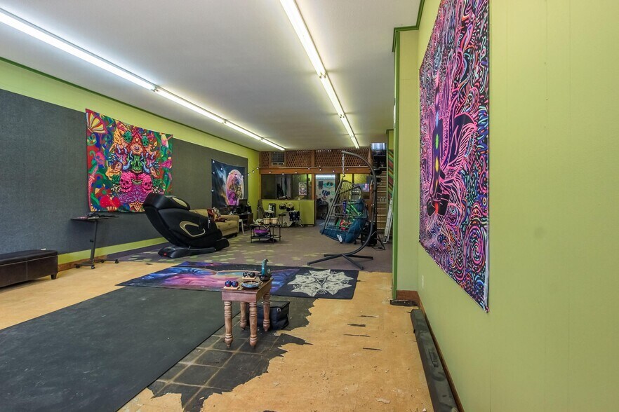 More Photos Of 518 Main St, Walsenburg Storefront Retail Residential For Sale