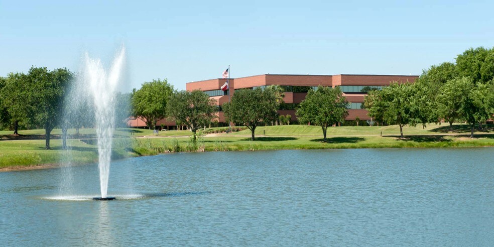 More Photos Of 4005 Technology Dr, Angleton Office For Lease