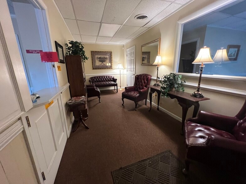 More Photos Of 130 E Wythe St, Petersburg Office For Lease