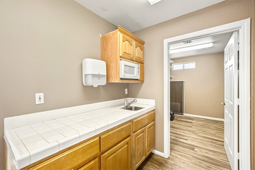 More Photos Of 1941 NV-160, Pahrump Office Residential For Sale