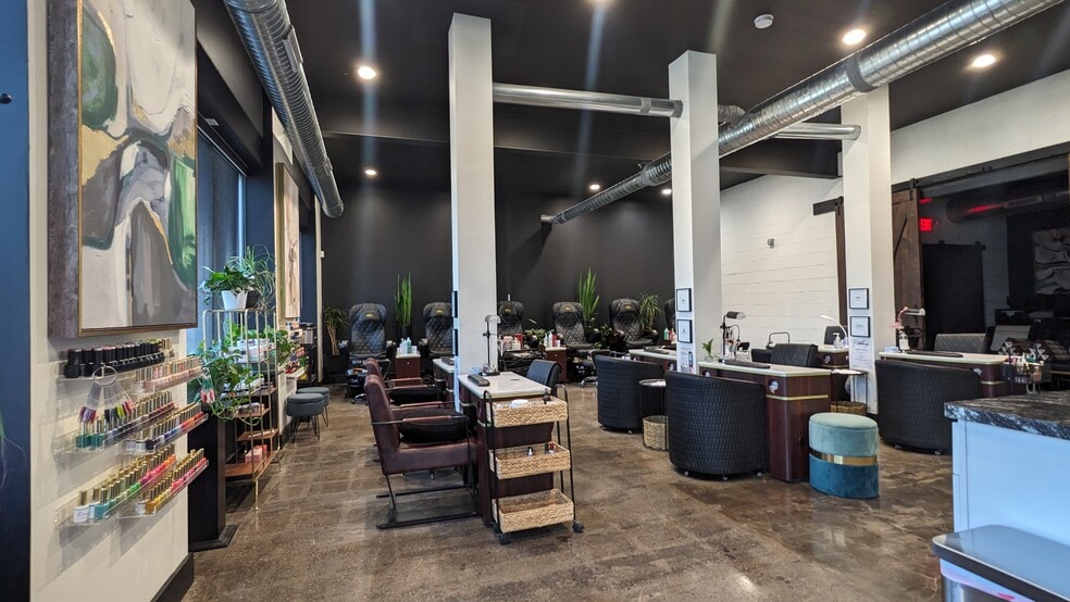 More Photos Of 1815 Eggert Rd, Buffalo Storefront For Sale