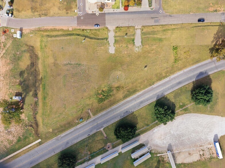 More Photos Of 425 Bridge st, Waco Land For Sale