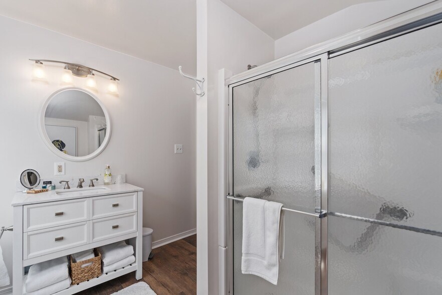 More Photos Of 11 E Philadelphia Ave, Boyertown Hospitality For Sale