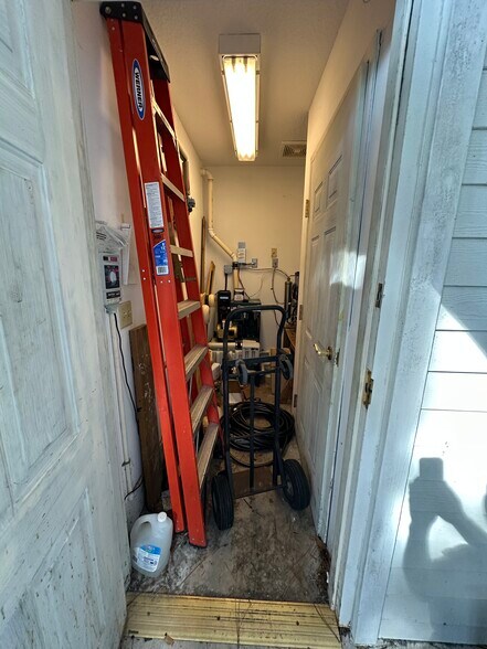 More Photos Of 1850 Bellair Blvd, Orange Park Medical For Sale