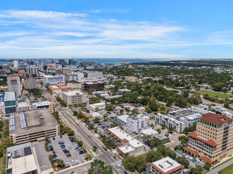 More Photos Of 2185-2199 Ringling Blvd, Sarasota Medical For Sale