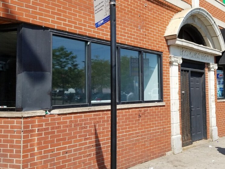 More Photos Of 4801 W Chicago Ave, Chicago Apartments For Lease