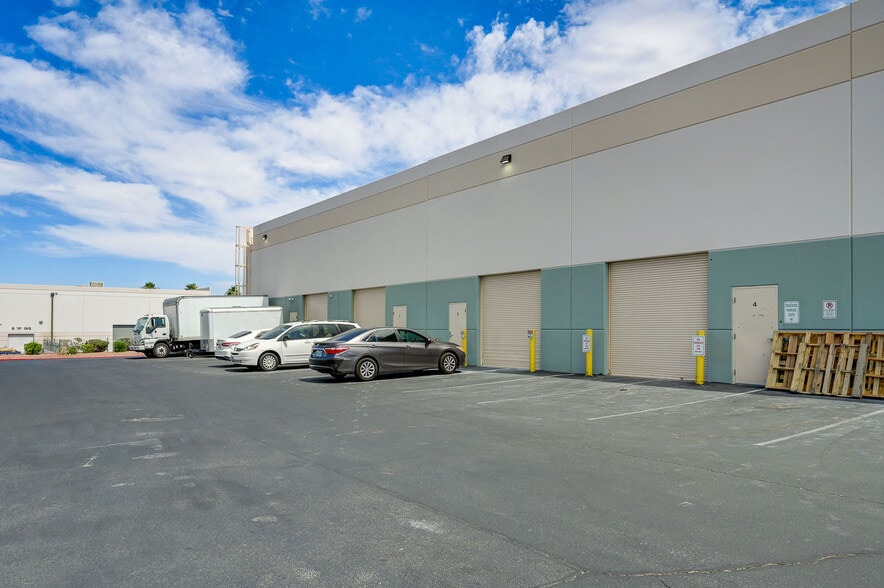 More Photos Of 3068 E Sunset Rd, Las Vegas Warehouse For Sale