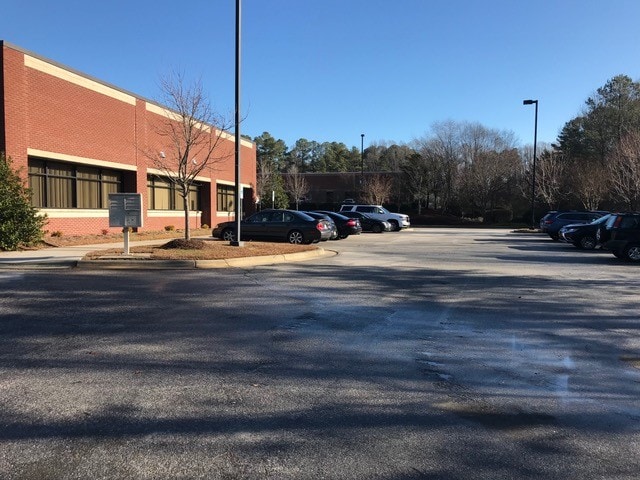 More Photos Of 173 Towerview Ct, Cary Flex For Lease