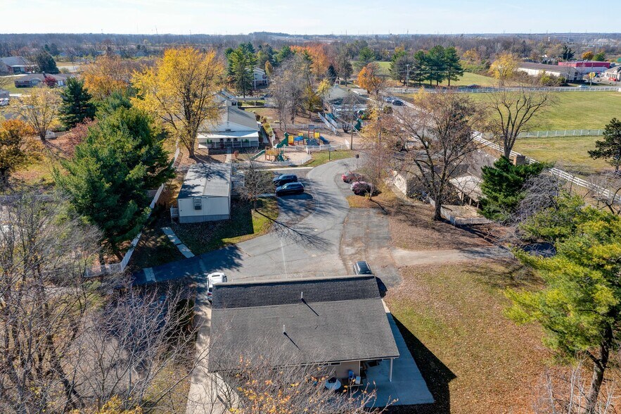 More Photos Of 100 Obetz Rd, Columbus Daycare Center For Sale