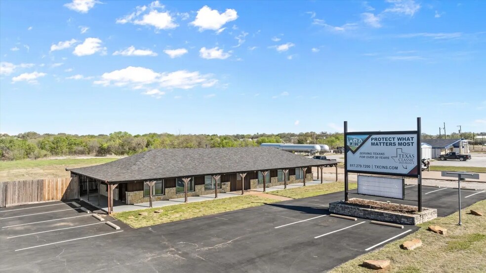 More Photos Of 4400 E Hwy 377, Granbury Office For Sale