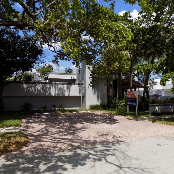 More Photos Of 507 SE 11th Ct, Fort Lauderdale Office Residential For Sale